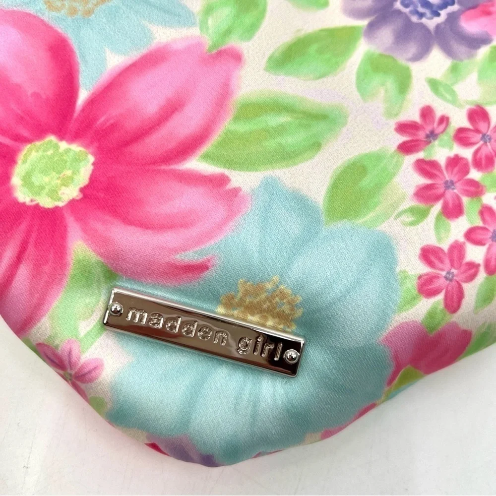 MADDEN GIRL Pink & Blue Heart Shape Floral Purse